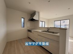 キッチンからご家族との会話ができますね。