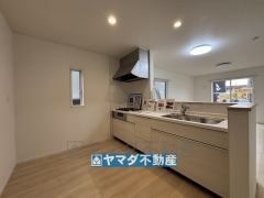 キッチンからご家族との会話ができますね。