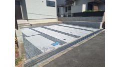 駐車しやすい広々としたカースペース