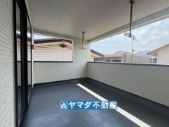 屋根があるので急な雨でも安心ですね