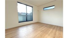 2階洋室のお部屋です。