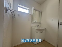 三面鏡タイプの洗面台