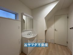 三面鏡タイプの洗面台