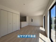 日用品の収納に便利なリビング収納