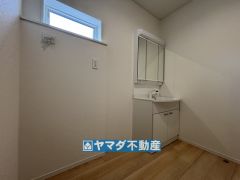 三面鏡タイプの洗面台