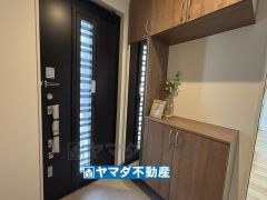 収納たっぷりな玄関