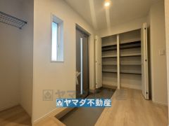 大容量のシューズボックス、ホールには収納スペース完備