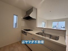 キッチンからご家族との会話ができますね。