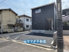 1号棟ケイミュー外壁は汚れが付きにくい効果を併せ持つ特徴があります。