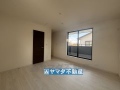 2階洋室8帖のお部屋です。