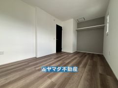 2階洋室7.1帖のお部屋です。
