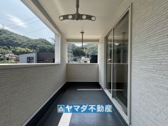 屋根があるので急な雨でも安心ですね