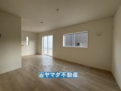 別角度からのリビング