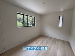 2階洋室のお部屋です