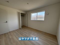 2階洋室7帖のお部屋です。