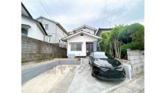 リフォーム済　前面道路が広いので駐車が苦手な方も駐車しやすいですね