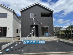 2号棟ケイミュー外壁は汚れが付きにくい効果を併せ持つ特徴があります。