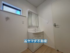 三面鏡タイプの洗面台