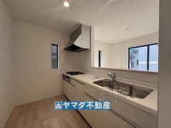 キッチンからご家族との会話ができますね。