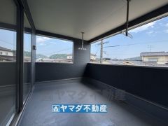 屋根があるので急な雨でも安心ですね