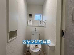 お掃除ラクラク節水トイレ