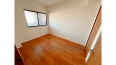 洋室5.1帖のお部屋です。