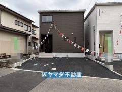 2号棟ケイミュー外壁は汚れが付きにくい効果を併せ持つ特徴があります。