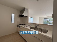 キッチンからご家族との会話ができますね。