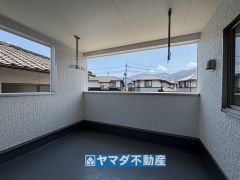 屋根があるので急な雨でも安心ですね