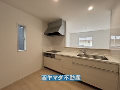キッチンからご家族との会話ができますね。