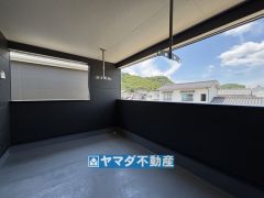 屋根があるので急な雨でも安心ですね