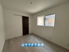2階洋室のお部屋です