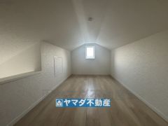 季節物など置ける小屋裏収納