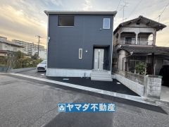 1号棟ケイミュー外壁は汚れが付きにくい効果を併せ持つ特徴があります。