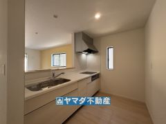 キッチンからご家族との会話ができますね。