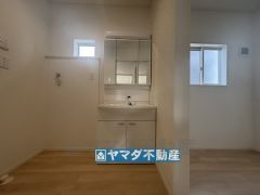 三面鏡タイプの洗面台