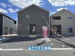 2号棟ケイミュー外壁は汚れが付きにくい効果を併せ持つ特徴があります。