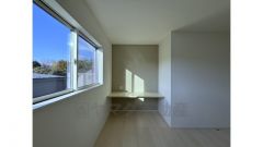 カウンター付き洋室7帖のお部屋です。