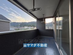 屋根があるので急な雨でも安心ですね