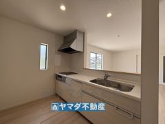 キッチンからご家族との会話ができますね。