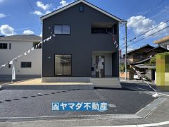 5号棟ケイミュー外壁は汚れが付きにくい効果を併せ持つ特徴があります。
