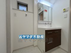 三面鏡タイプの洗面台