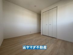 2階洋室5.7帖のお部屋です。
