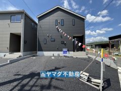 1号棟ケイミュー外壁は汚れが付きにくい効果を併せ持つ特徴があります。