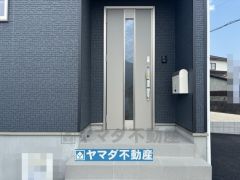 玄関横にはポストが設置