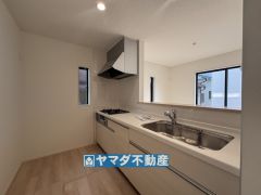 キッチンからご家族との会話ができますね。
