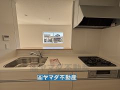 キッチンからご家族との会話ができますね。