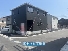 1号棟ケイミュー外壁は汚れが付きにくい効果を併せ持つ特徴があります。