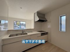 キッチンからご家族との会話ができますね。