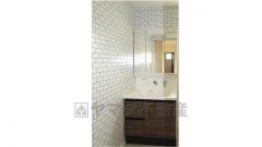 三面鏡タイプだから朝の準備も効率的ですね